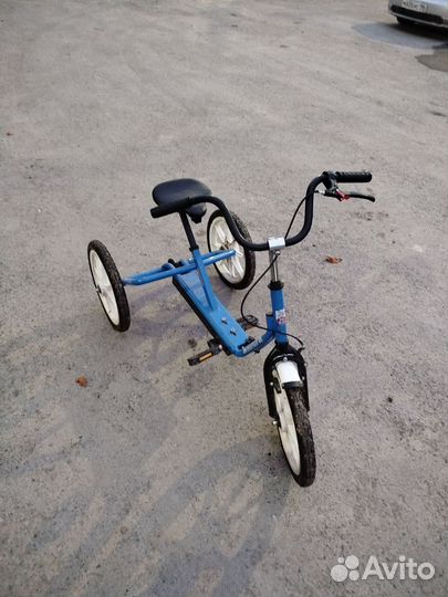 Детский трехколесный велосипед