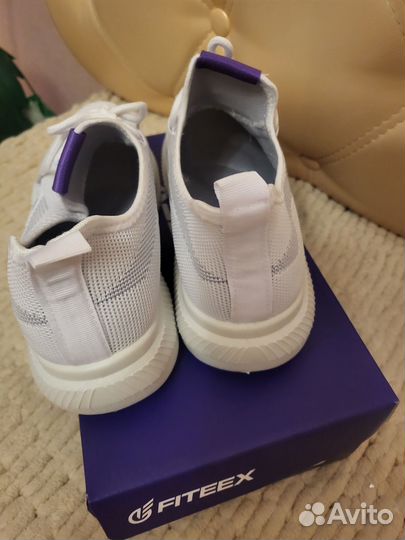 Кроссовки для мальчика р. 39