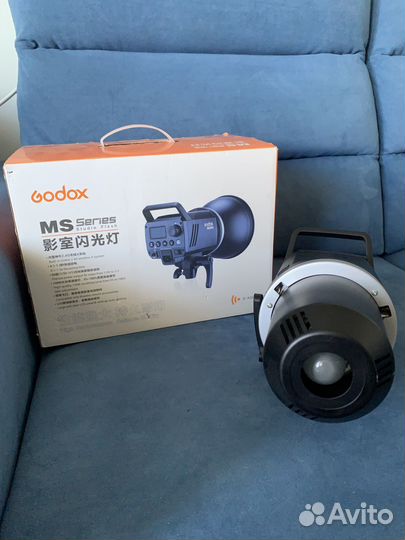 Вспышка студийная godox MS300