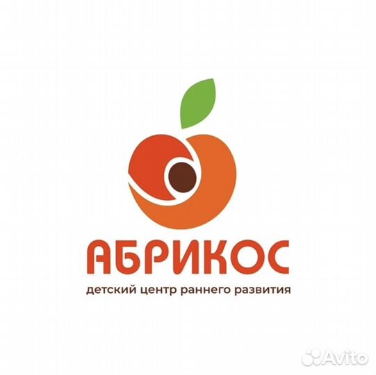Воспитатель