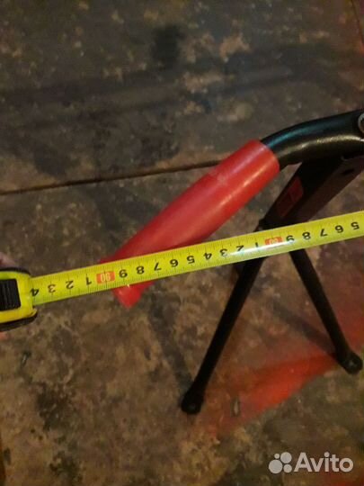 Турник настенный