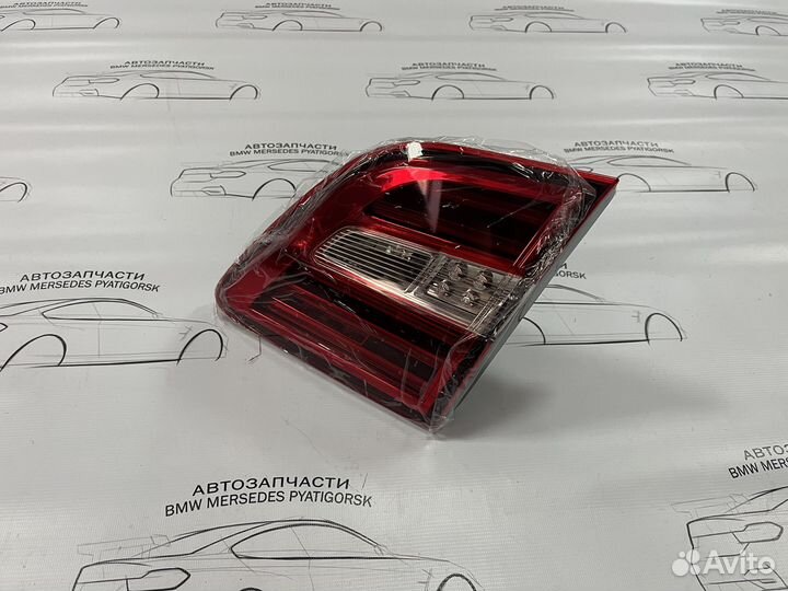 Правый фонарь Mercedes ML w166 крышки багажника