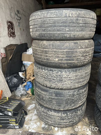 Yokohama BluEarth AE50 215/50 R17