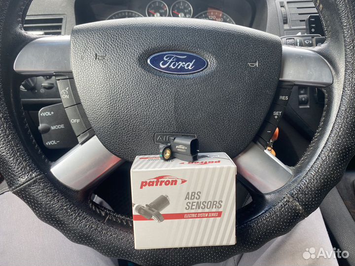 Ford C-MAX 2.0 МТ, 2005, битый, 293 000 км