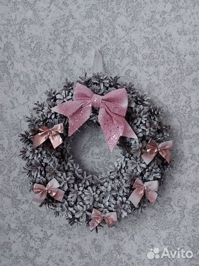 Новогодний венок ручной работы