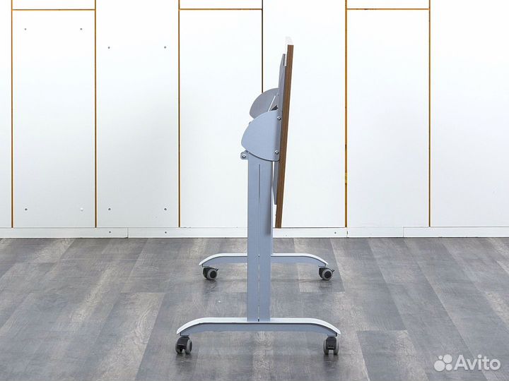 Офисный стол прямой