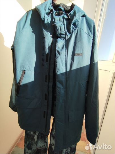 Костюм для зимнего спорта