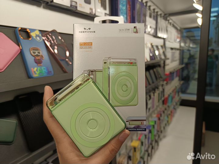 Яркий Power bank MagSafe для iPhone 10000 mAh