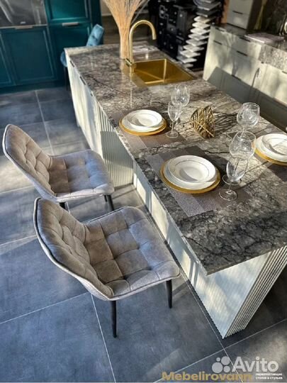 Стулья для кухни с мягкой спинкой из велюра