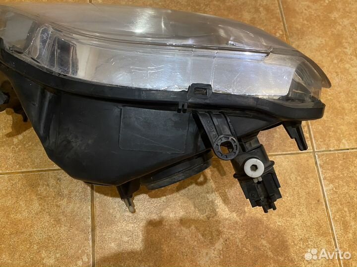 Фара renault logan/dacia 10-14 LADA Largus12 RH