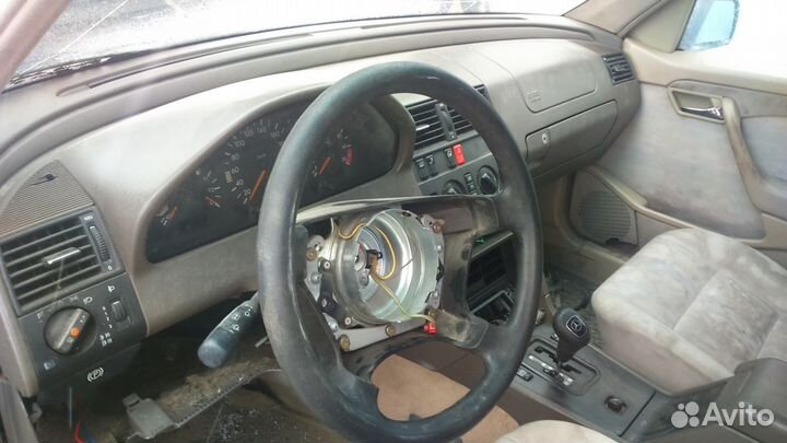 Панель передняя (Торпедо) Mercedes w202