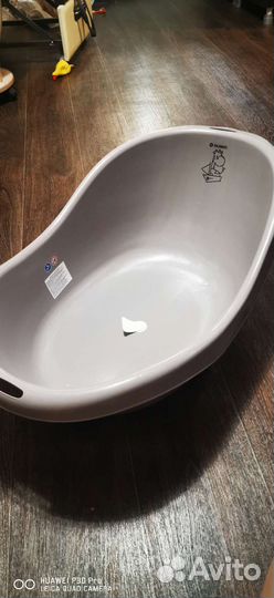 Детская ванночка для купания с горкой