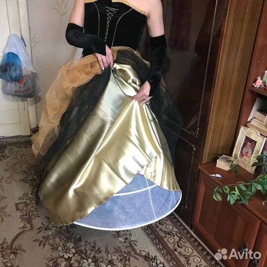 Вечернее платье в пол 42 44