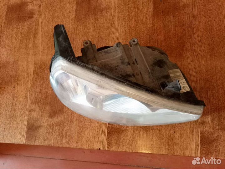 Фара правая на лада калина б/у
