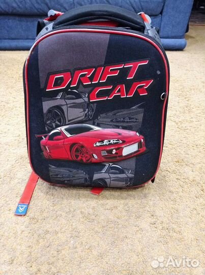 Рюкзак школьный