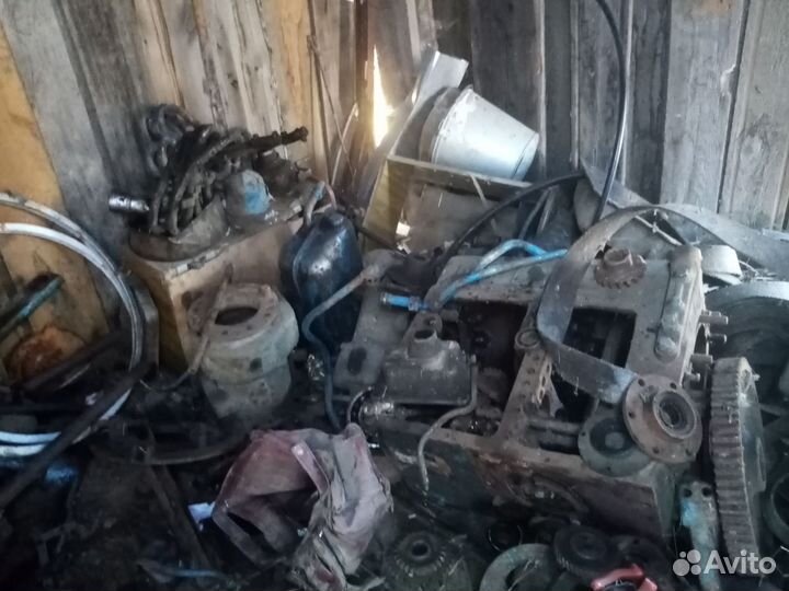 Запчасти на трактор т40 бу