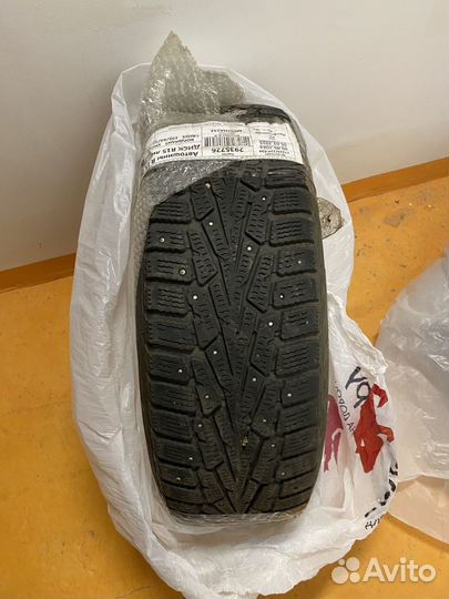 Продам зимнюю резину 195/65 r15