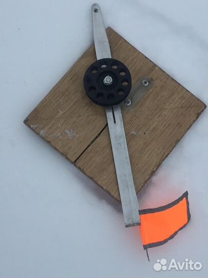 Жерлица (флажок) для зимней рыбалки