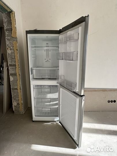 Холодильник LG