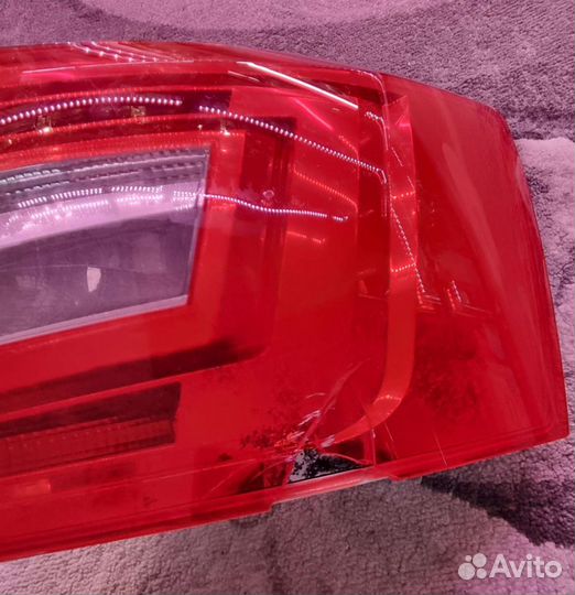 Фонарь задний правый skoda octavia a7 с 2017г.ориг