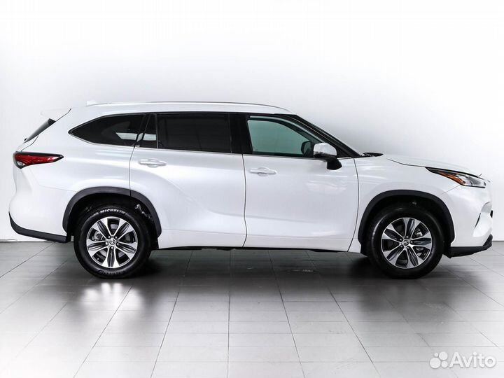 Toyota Highlander 3.5 AT, 2021, 996 км