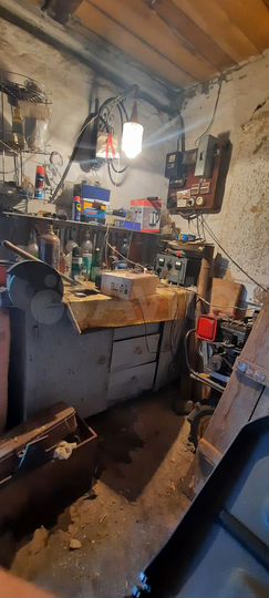 Гараж, > 30 м²