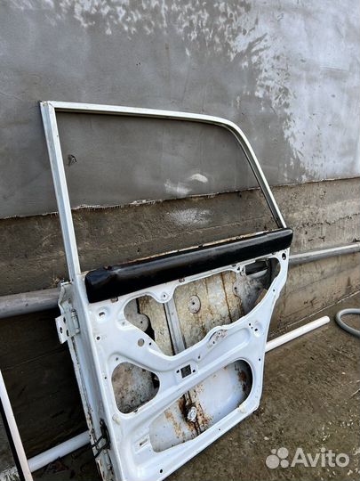Дверь на ваз 2106