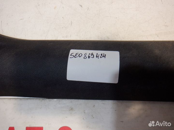 Накладка порога передняя правая Skoda Octavia A7