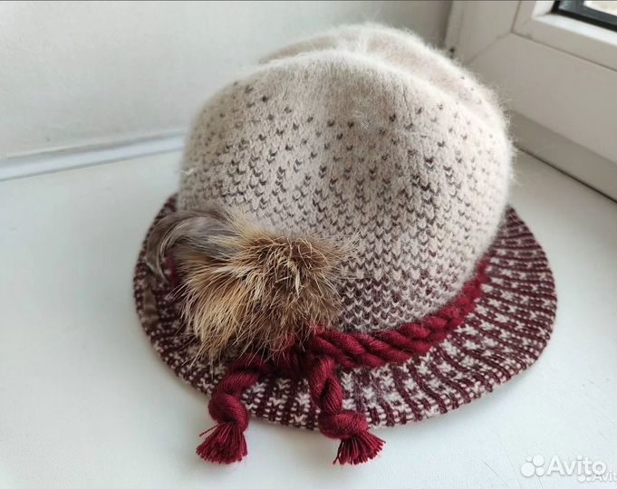 Шляпки, перчатки, ремни, горжетки