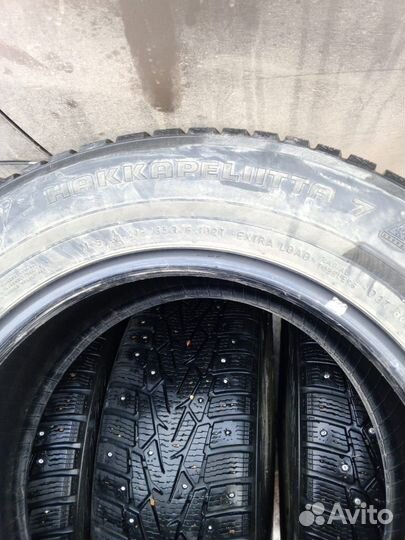 Nokian Tyres Hakkapeliitta 7 215/65 R16