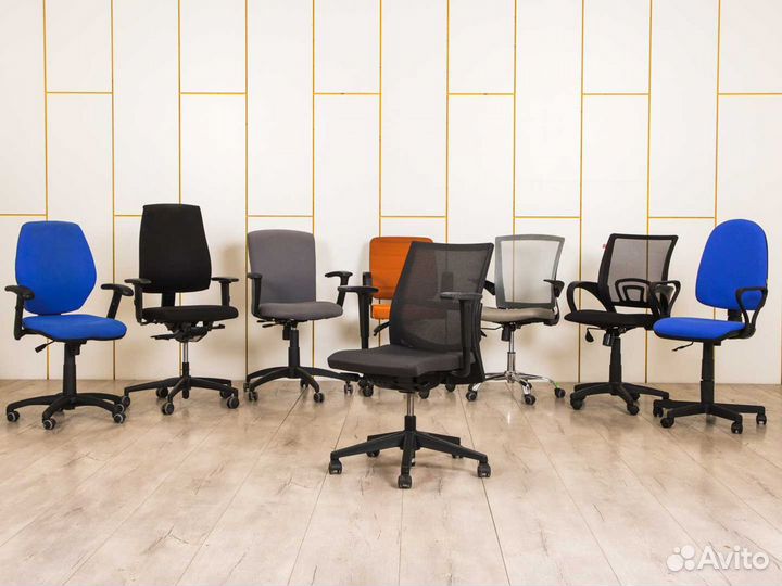 Офисное кресло бу. Компьютерное кресло на колесах