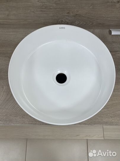 Раковина накладная на столешницу
