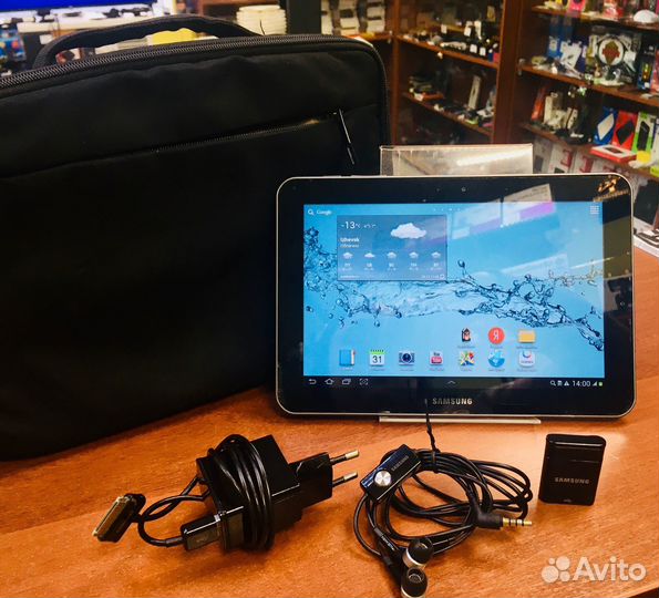 Планшет Samsung Galaxy Tab 8.9 P7300