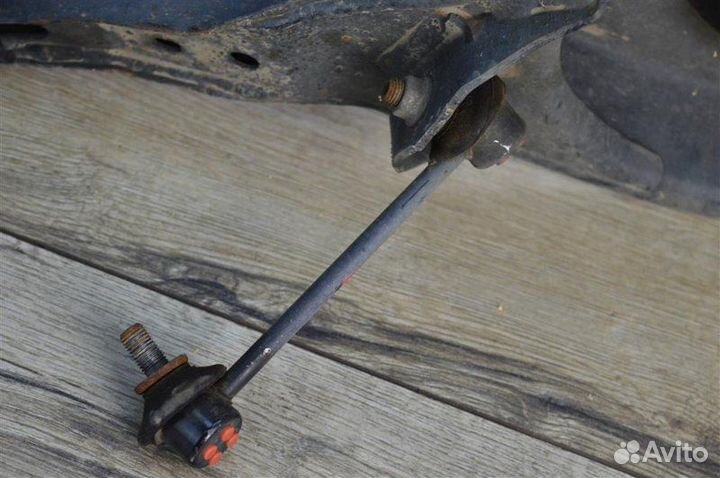 Рычаг задний левый Mazda 3 Bm Bn 2.0