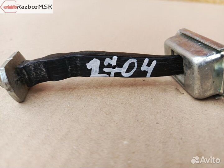 Nissan Juke F15 блокиратор двери