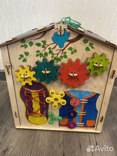 Развивающий бизиборд Бизидом