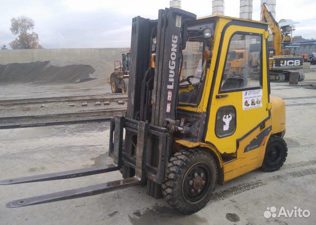 Требуется водитель вилочного погрузчика, bobcat