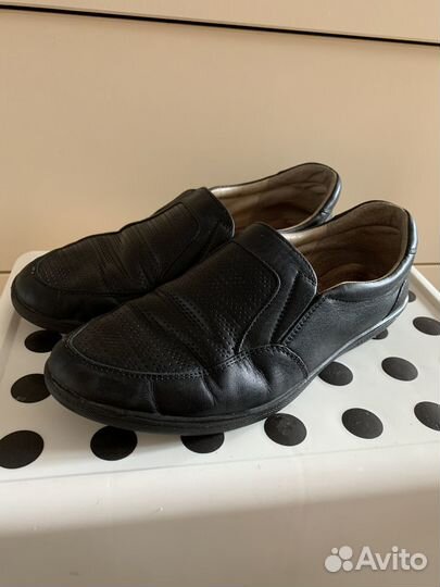 Туфли черные мальчику 35 натуральная кожа Ralf Rin