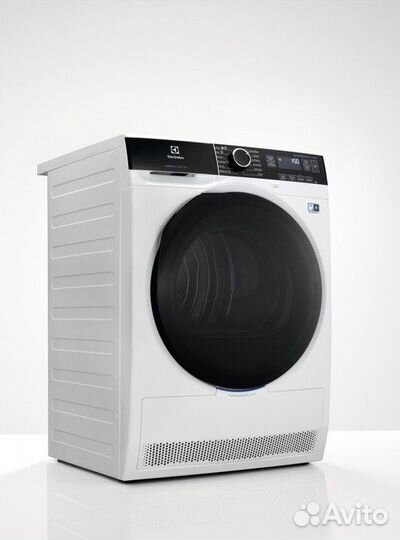 Сушильная машина Electrolux EW8HR258B