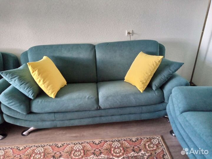 Перетяжка мягкой мебели