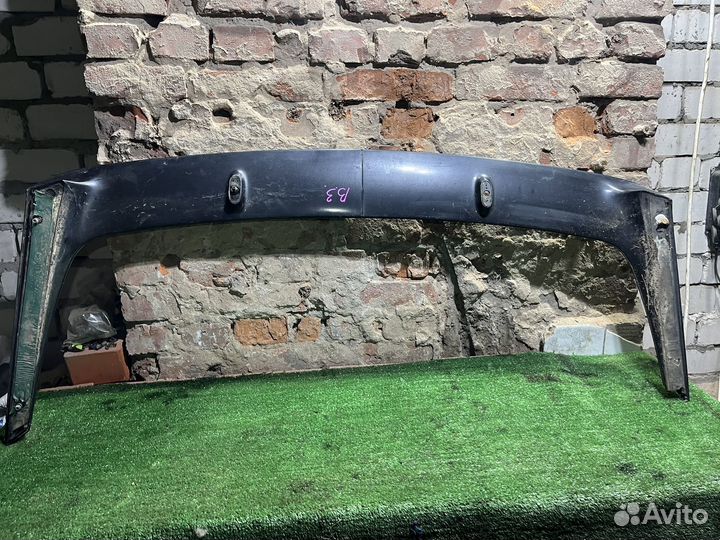 Спойлер Passat B3 на крышку багажника седан