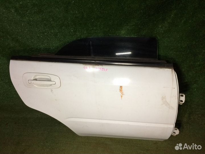Дверь задняя правая subaru Impreza GG G11 Белая ца