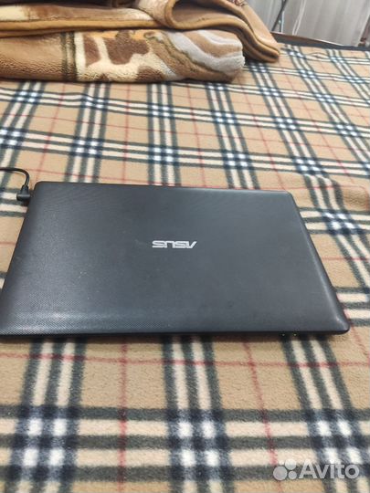 Asus x200m