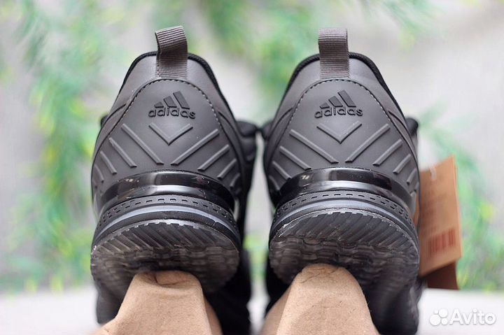 Кроссовки Adidas