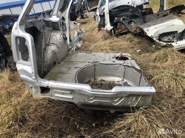 Панель задняя Volkswagen Passat b5 b5