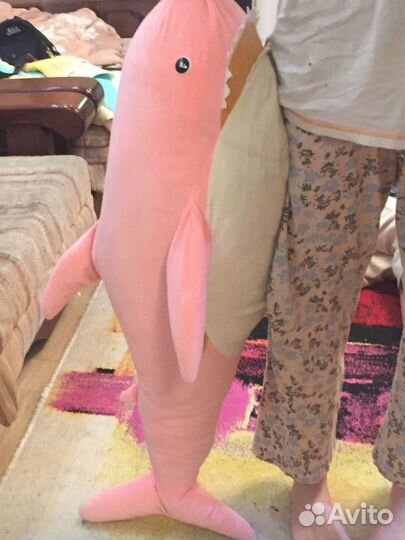 Розовая акула