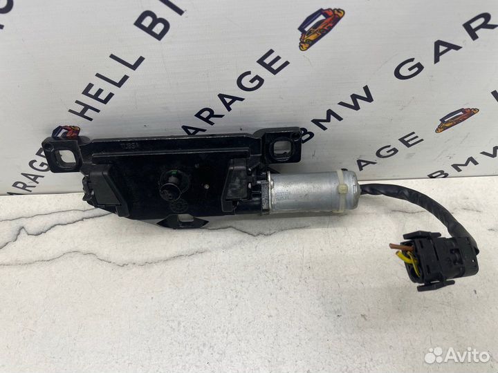Доводчик багажника Bmw E65 E66