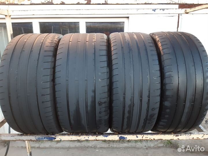 Goodyear Eagle F1 Asymmetric 5 275/35 R22 и 315/30 R22 104V