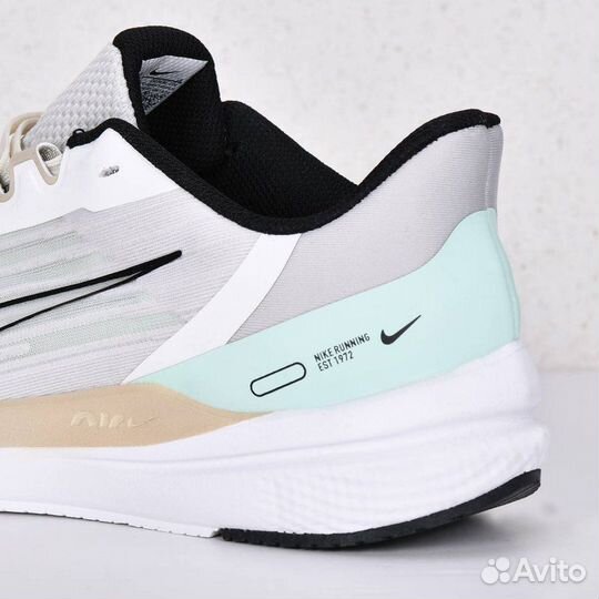 Кроссовки Nike Zoom Winflo