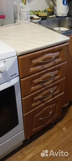 Тумба кухонная с выдвижными ящиками б/у